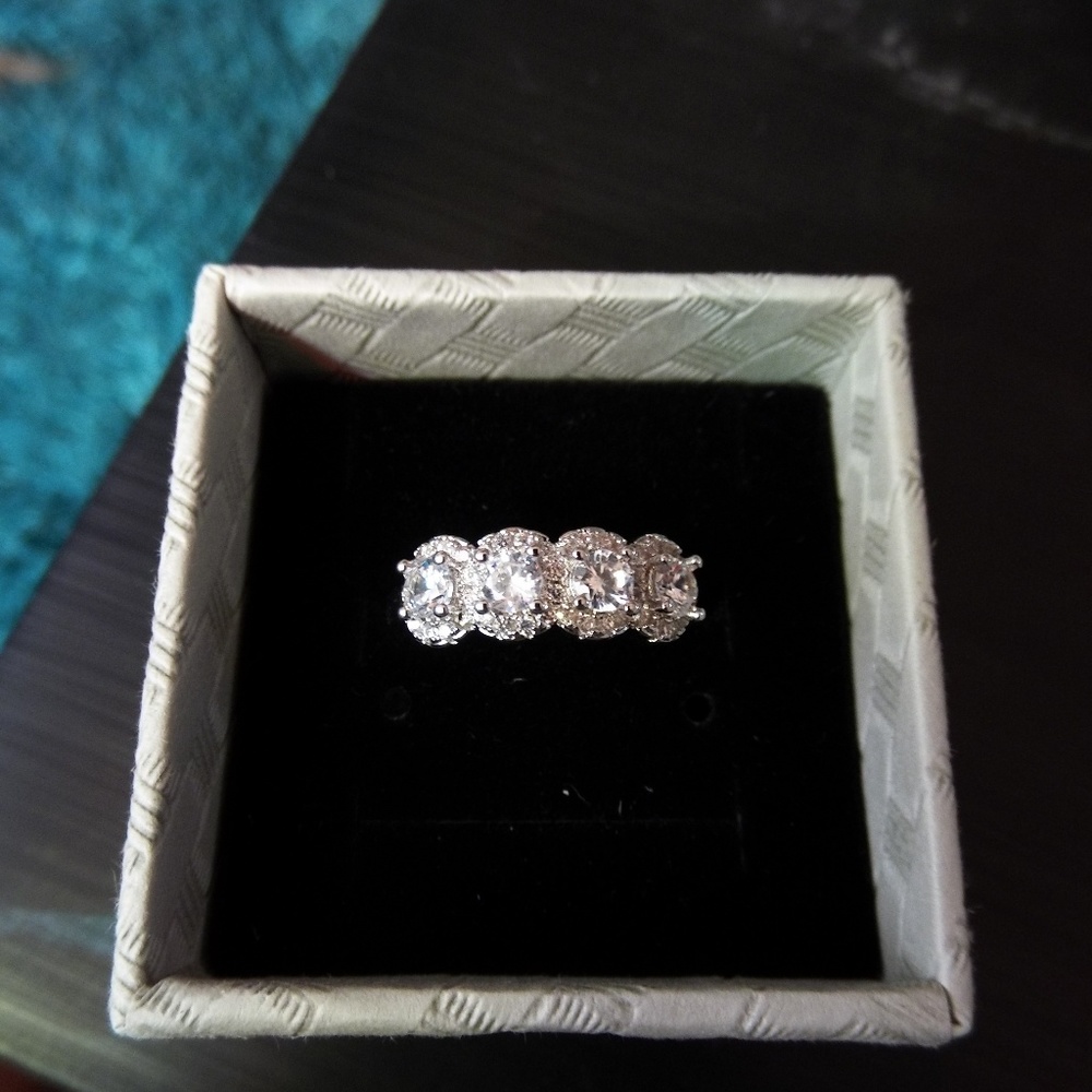 Beautiful sapphire halo band ring silver